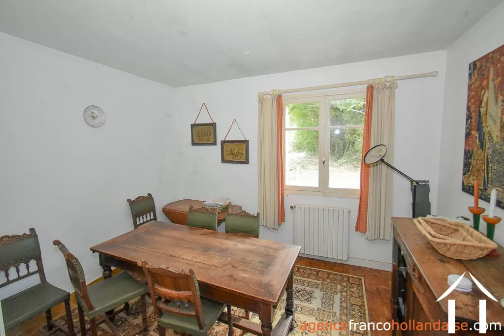 Dorpshuis te koop meilhards, limousin, Li1063 Afbeelding - 11