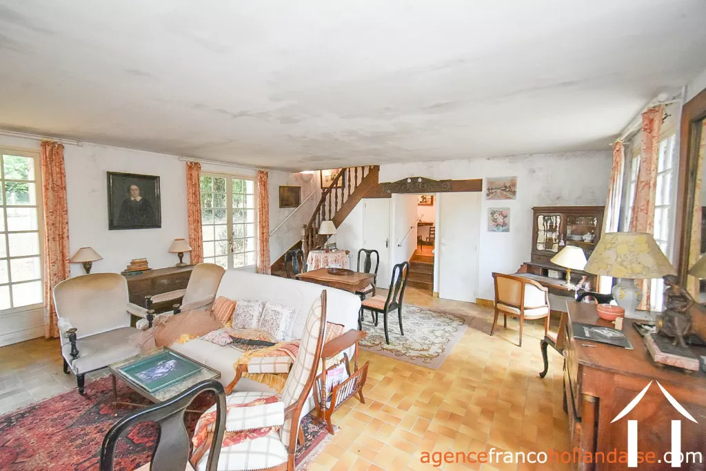 Dorpshuis te koop meilhards, limousin, Li1063 Afbeelding - 8