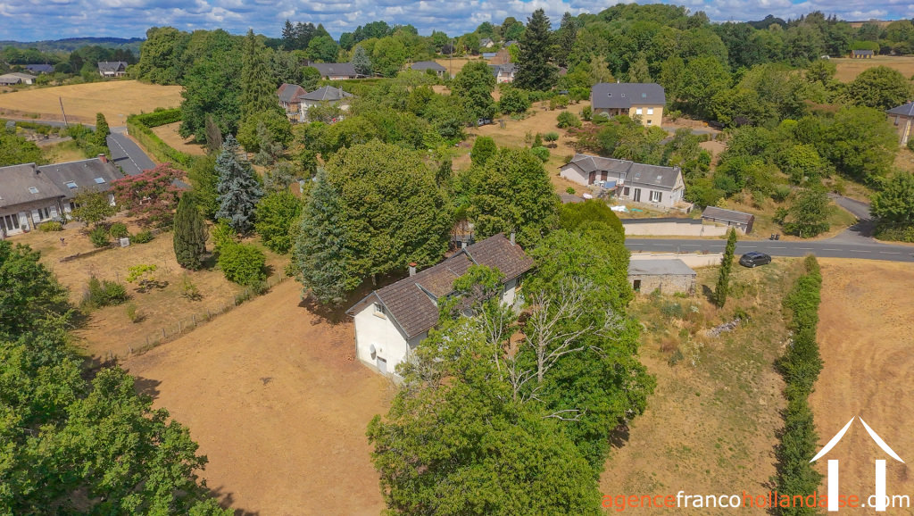 Dorpshuis te koop meilhards, limousin, Li1063 Afbeelding - 40