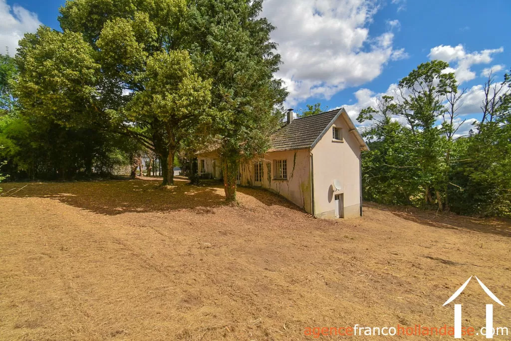 Dorpshuis te koop meilhards, limousin, Li1063 Afbeelding - 23