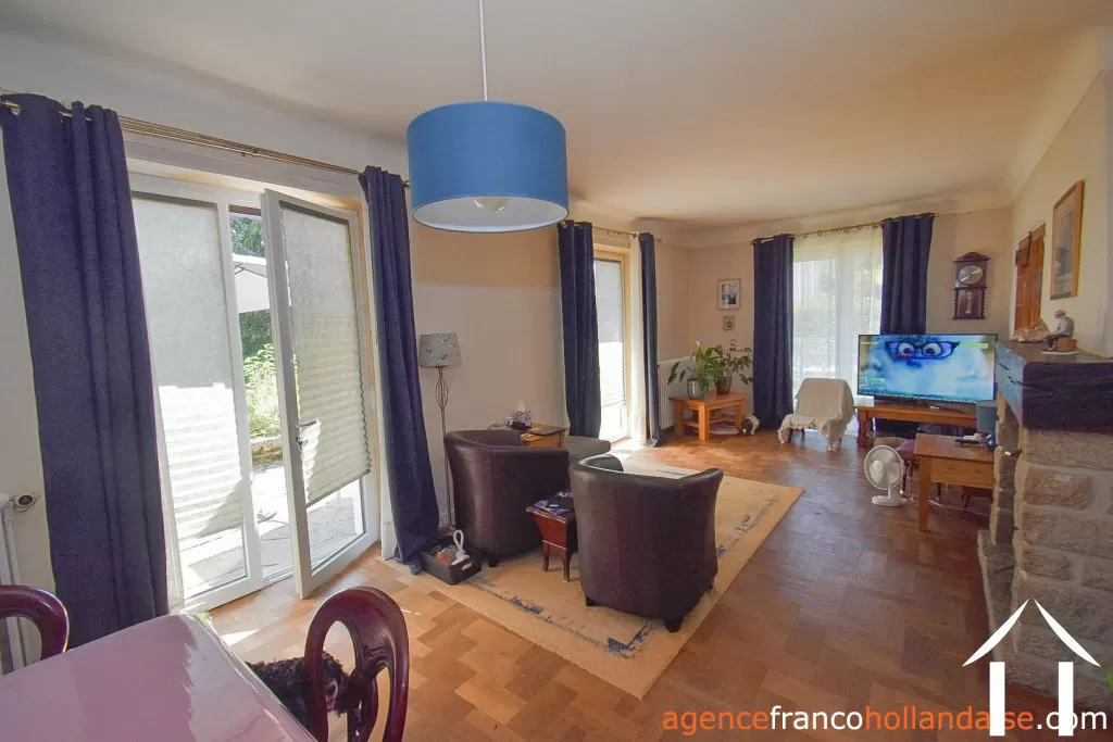 Woonhuis te koop chateauneuf la foret, limousin, Li1064 Afbeelding - 5