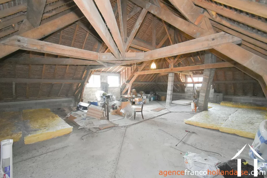 Woonhuis te koop chateauneuf la foret, limousin, Li1064 Afbeelding - 27
