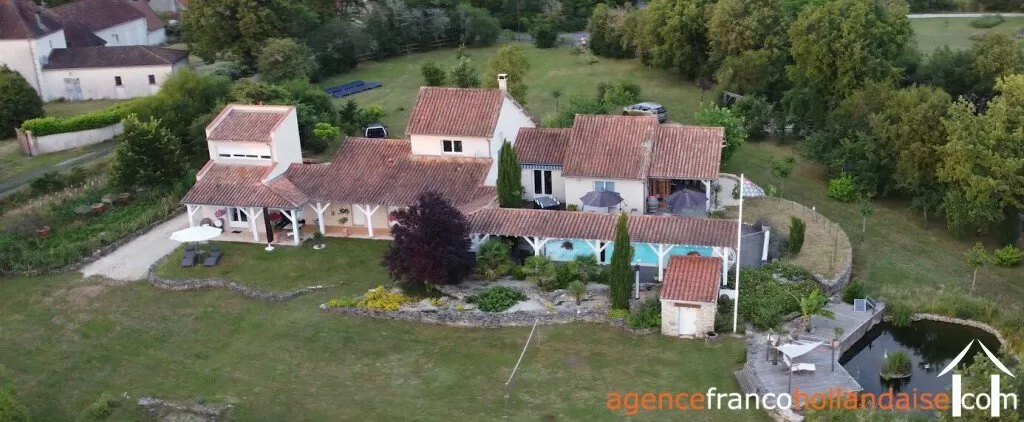 Huis met gastverblijf te koop brouchaud, aquitanië, Li1068 Afbeelding - 1