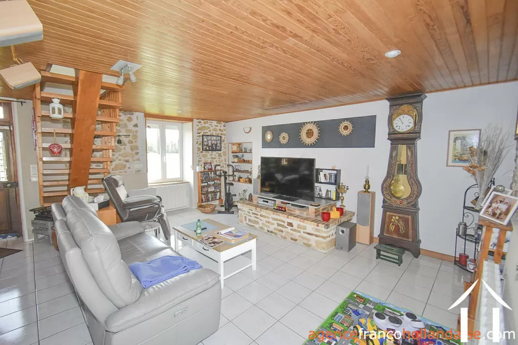 Woonhuis te koop la porcherie, limousin, Li1069 Afbeelding - 3