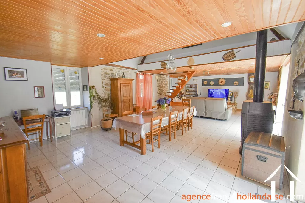 Woonhuis te koop la porcherie, limousin, Li1069 Afbeelding - 4