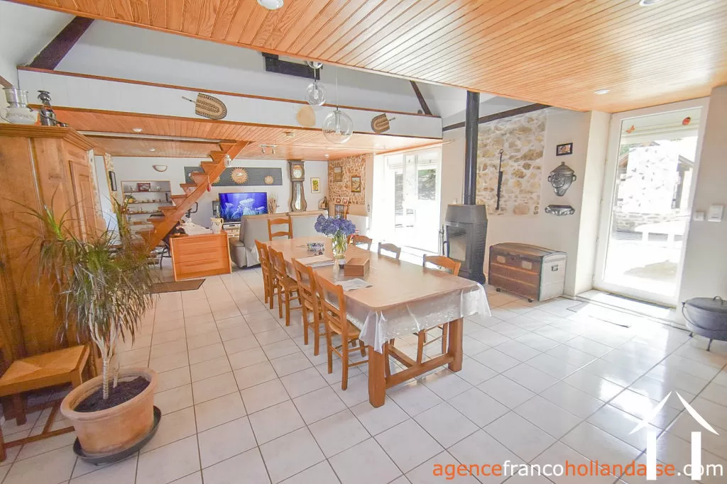 Woonhuis te koop la porcherie, limousin, Li1069 Afbeelding - 2