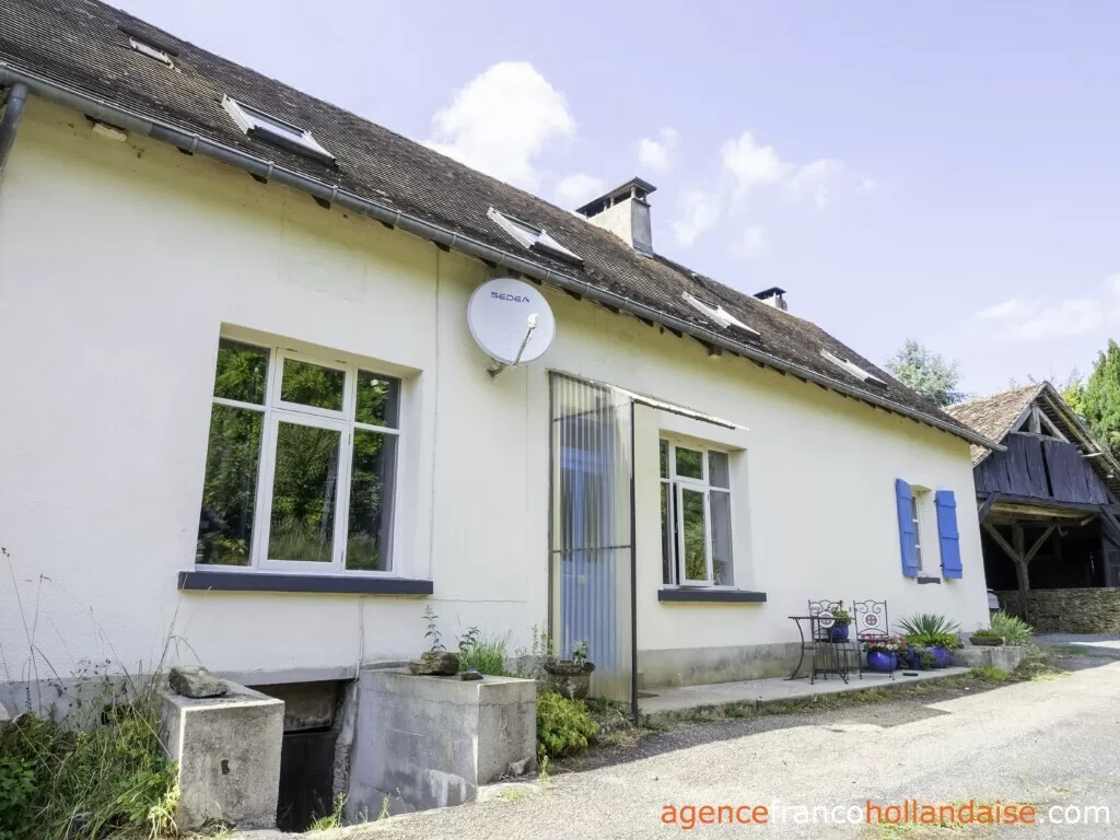 Huis met gastverblijf te koop lubersac, limousin, Li1070 Afbeelding - 3