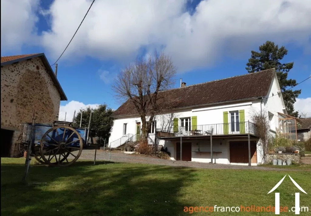 Woonhuis te koop coussac bonneval, limousin, Li1074 Afbeelding - 1