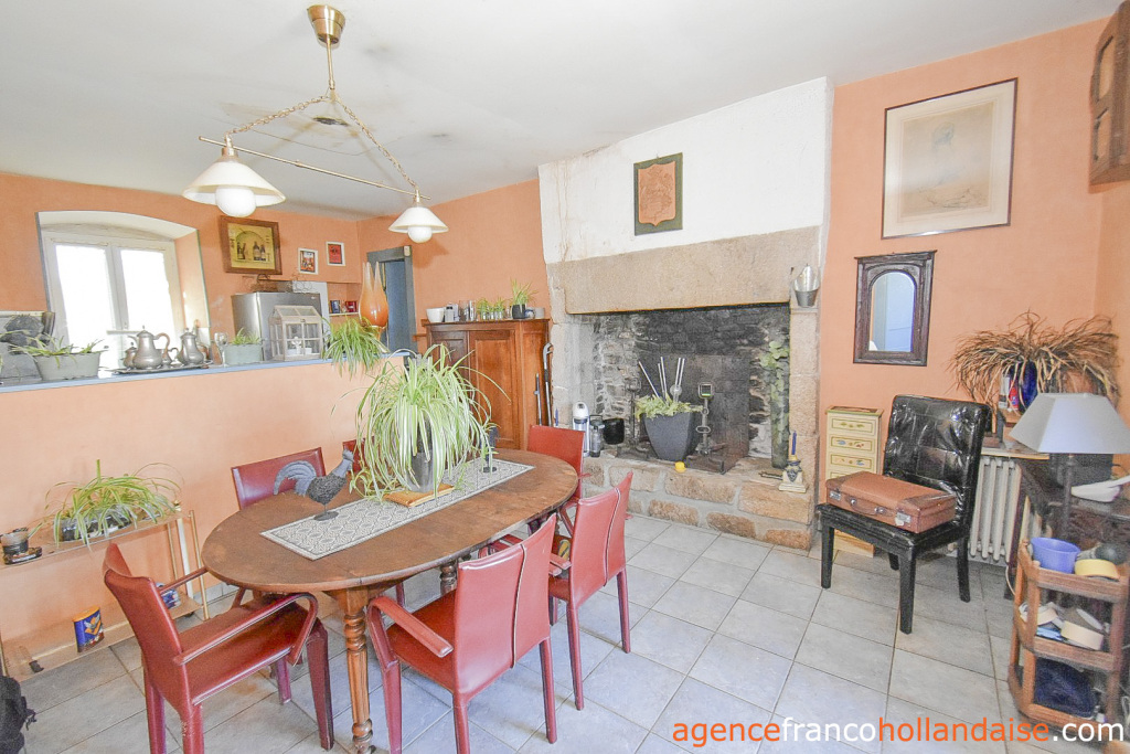 Huis met gastverblijf te koop st germain les belles, limousin, Li1075 Afbeelding - 12
