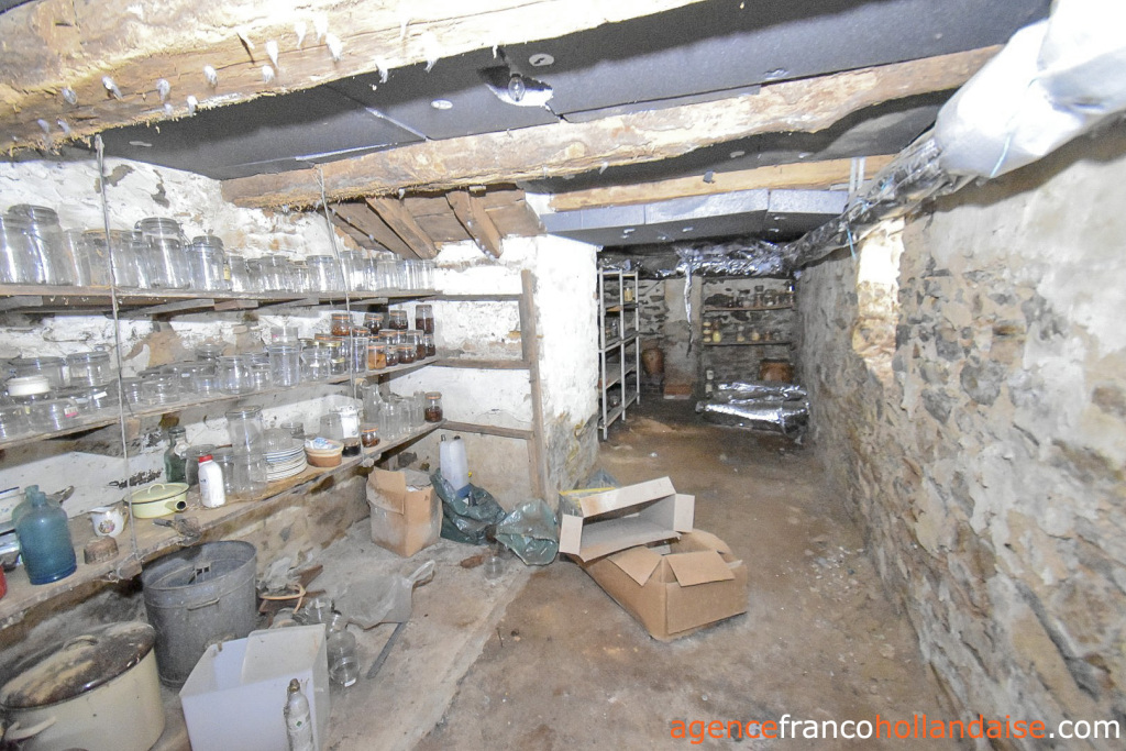Huis met gastverblijf te koop st germain les belles, limousin, Li1075 Afbeelding - 29