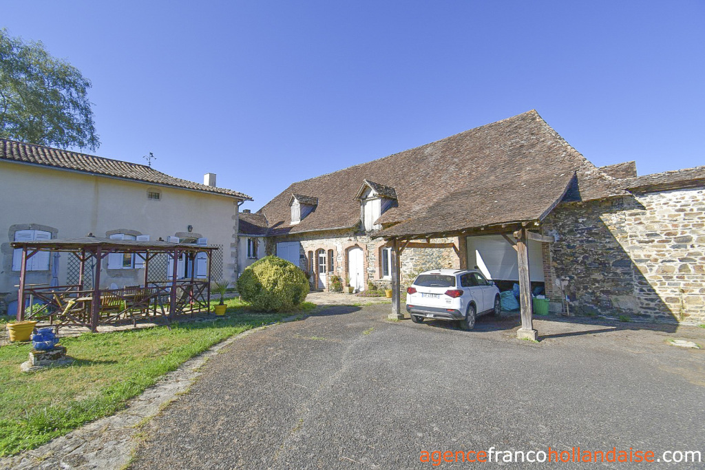 Huis met gastverblijf te koop st germain les belles, limousin, Li1075 Afbeelding - 37