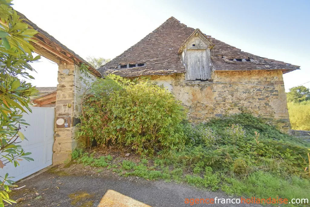 Huis met gastverblijf te koop st germain les belles, limousin, Li1075 Afbeelding - 40