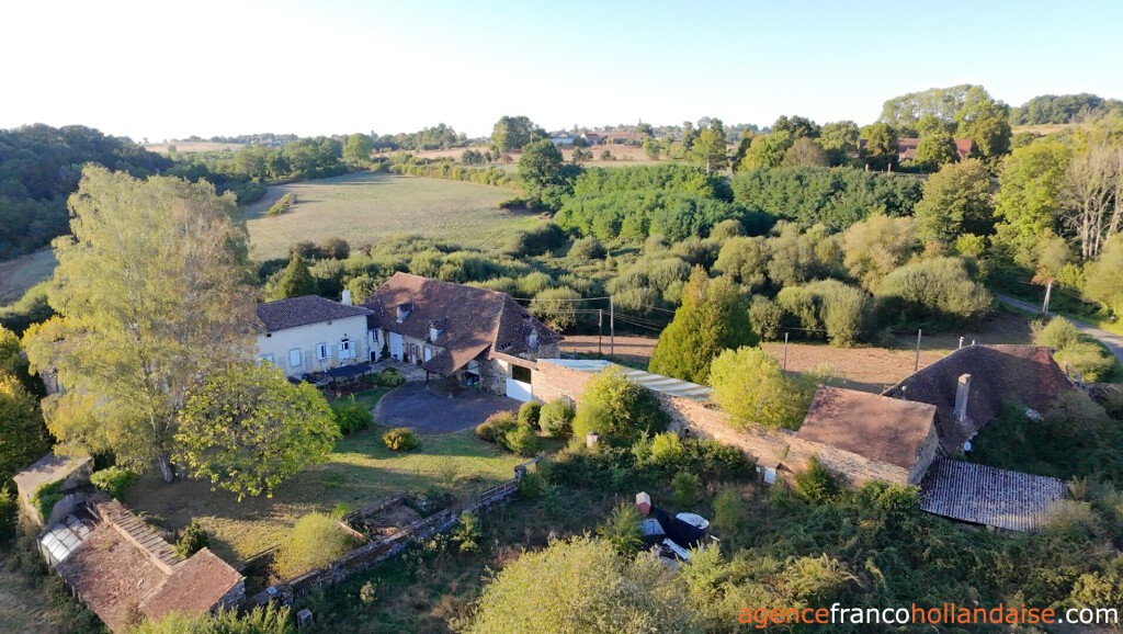 Huis met gastverblijf te koop st germain les belles, limousin, Li1075 Afbeelding - 7