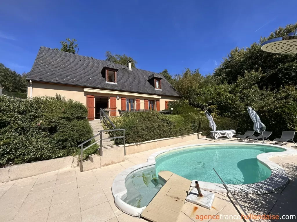 Woonhuis te koop cublac, limousin, Li1080 Afbeelding - 1