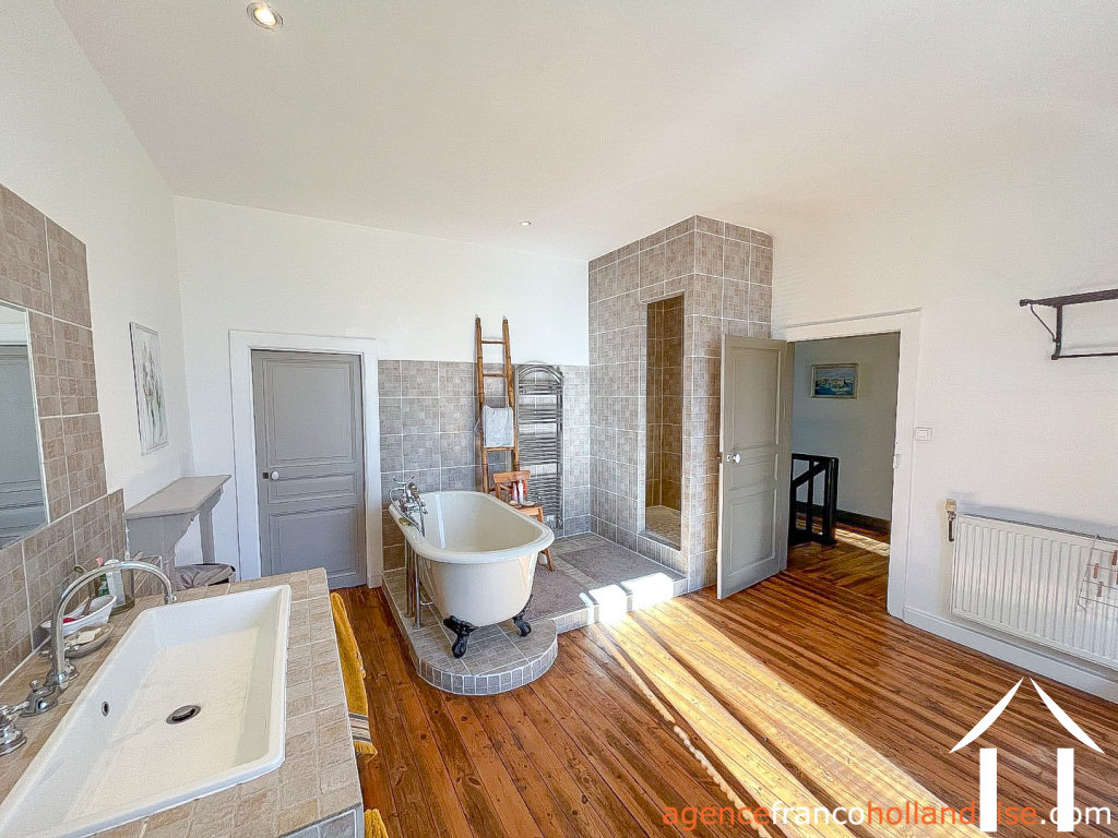 Dorpshuis te koop , Li1081 Afbeelding - 14