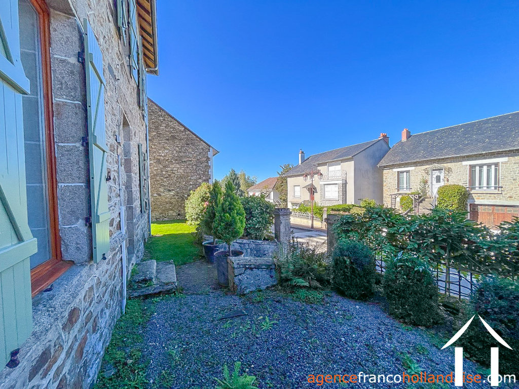Dorpshuis te koop , Li1081 Afbeelding - 34