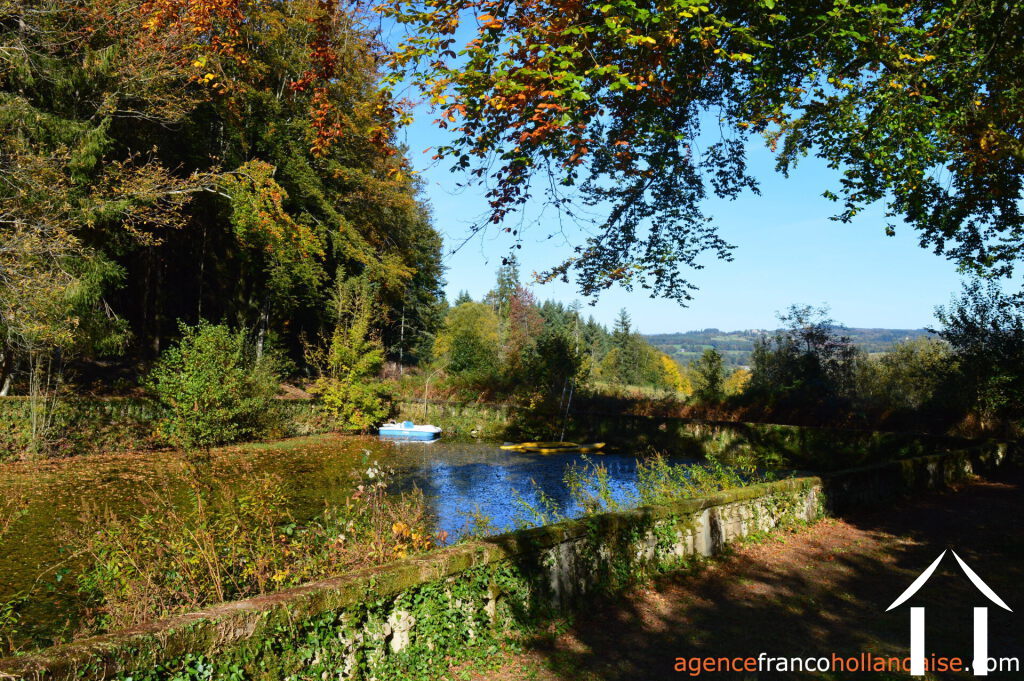 Kasteel te koop chateauneuf la foret, limousin, Li724 Afbeelding - 36