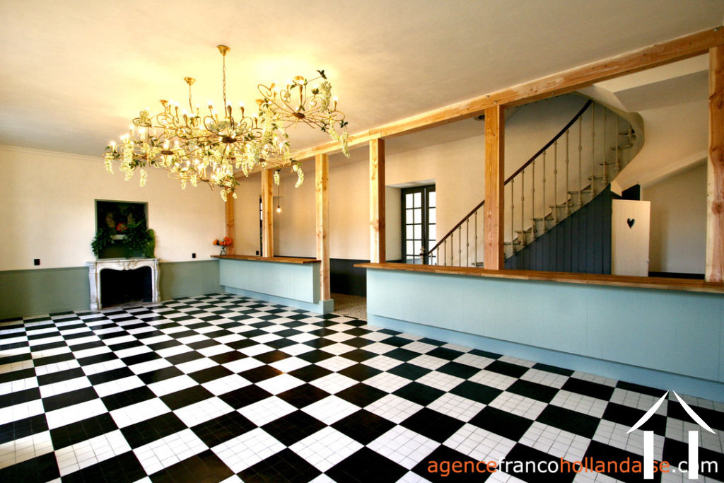 Kasteel te koop chateauneuf la foret, limousin, Li724 Afbeelding - 13