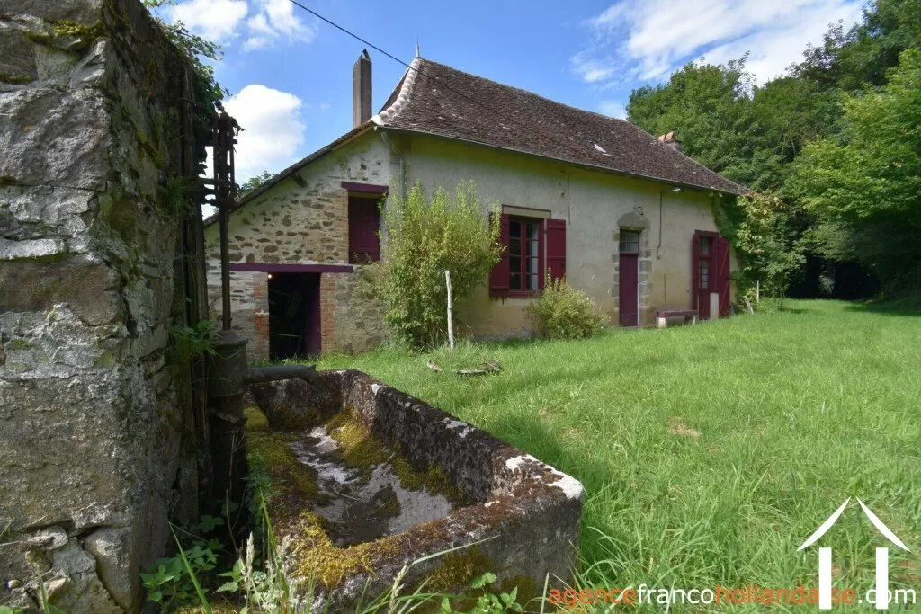 Woonhuis te koop st germain les belles, limousin, Li792 Afbeelding - 2