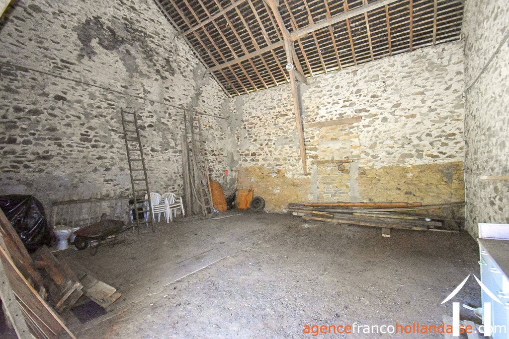 Huis met gastverblijf te koop neuvic entier, limousin, Li849 Afbeelding - 51