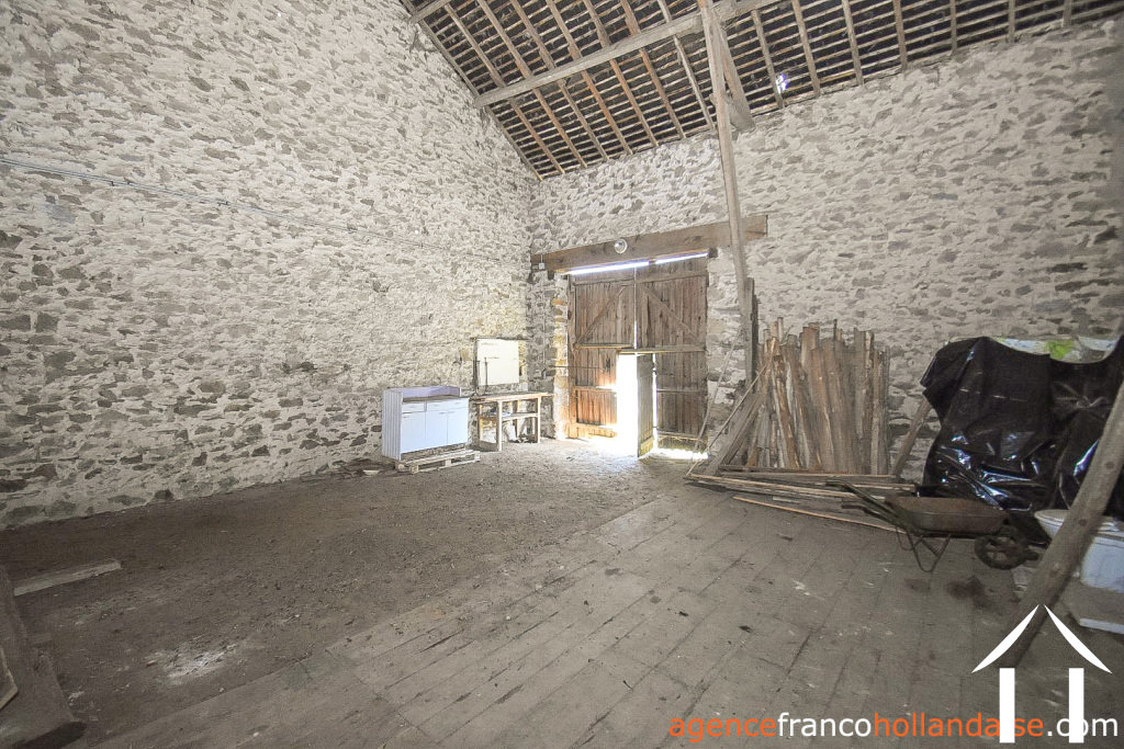 Huis met gastverblijf te koop neuvic entier, limousin, Li849 Afbeelding - 52