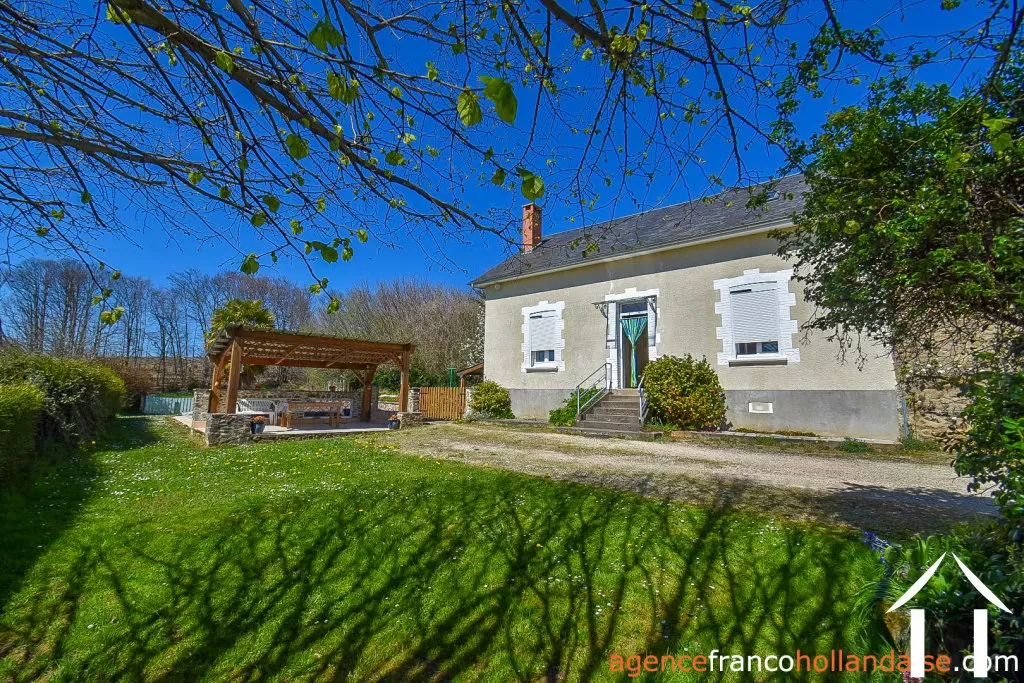 Bezit 1 hectare ++ te koop la croisille sur briance, limousin, Li894 Afbeelding - 2