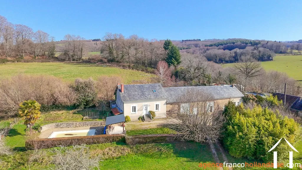 Bezit 1 hectare ++ te koop la croisille sur briance, limousin, Li894 Afbeelding - 2