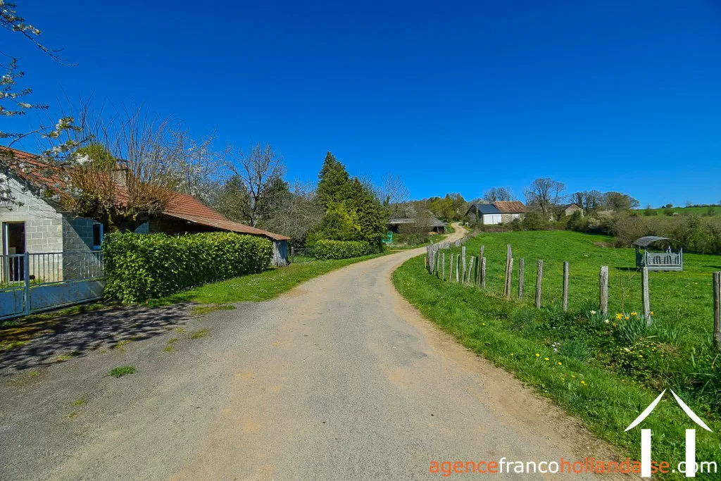 Woonhuis te koop la porcherie, limousin, Li939 Afbeelding - 62