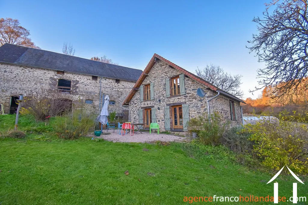 Huis met gastverblijf te koop , Li953 Afbeelding - 63