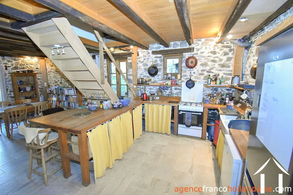 Huis met gastverblijf te koop , Li953 Afbeelding - 27