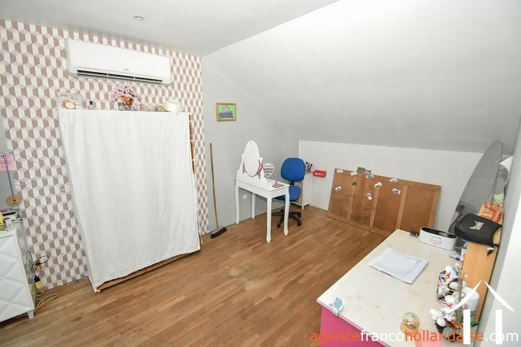 Woonhuis te koop , Li965 Afbeelding - 29