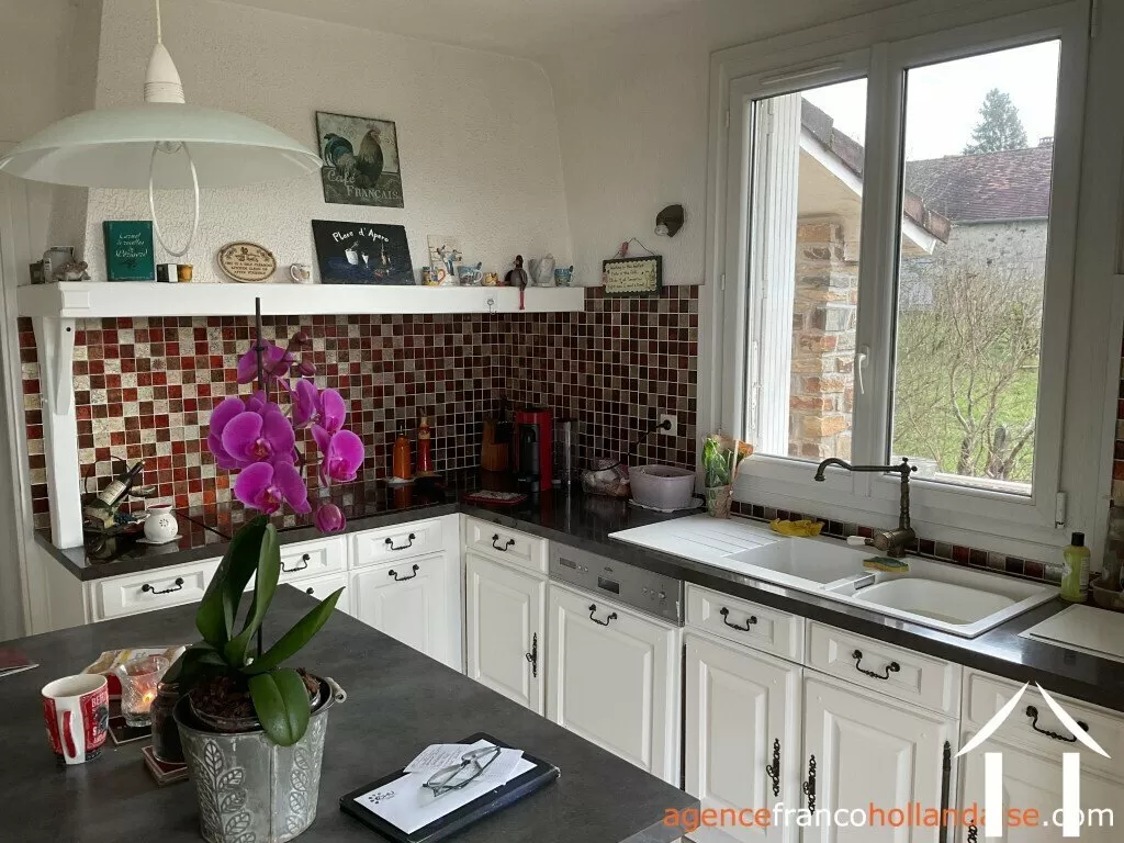 Woonhuis te koop , Li968 Afbeelding - 10