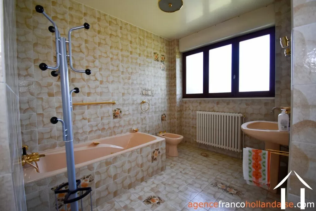 Woonhuis te koop bugeat, limousin, Li988 Afbeelding - 11