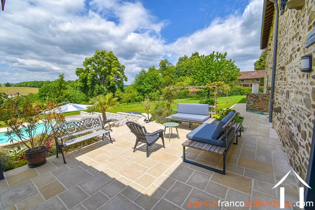 Woonhuis te koop chateauneuf la foret, limousin, Li990 Afbeelding - 37