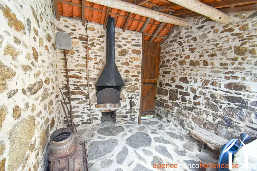 Woonhuis te koop chateauneuf la foret, limousin, Li990 Afbeelding - 41