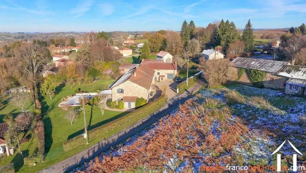 Woonhuis te koop chateauneuf la foret, limousin, Li990 Afbeelding - 48