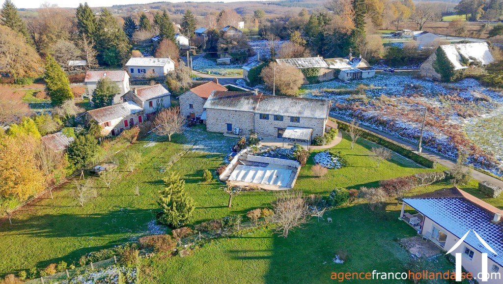 Woonhuis te koop chateauneuf la foret, limousin, Li990 Afbeelding - 49