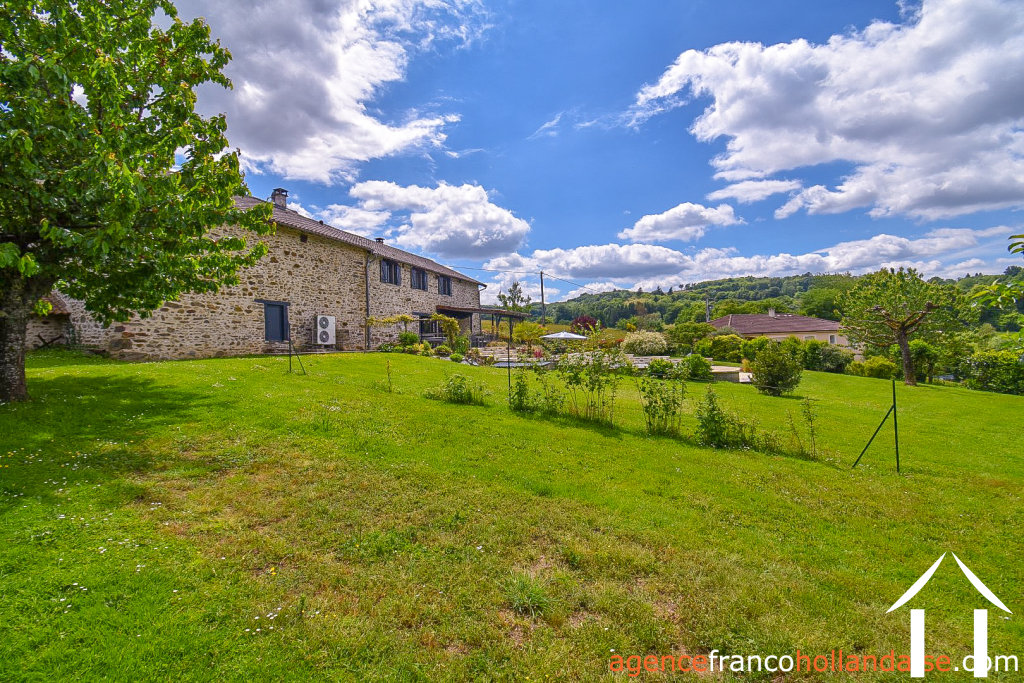 Woonhuis te koop chateauneuf la foret, limousin, Li990 Afbeelding - 5