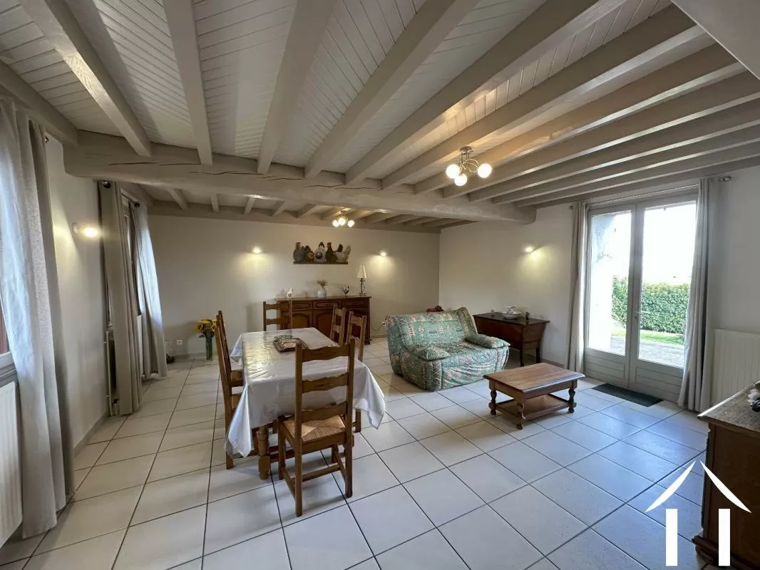 Woonboerderij te koop st etienne de vicq, auvergne, AP030071061 Afbeelding - 2