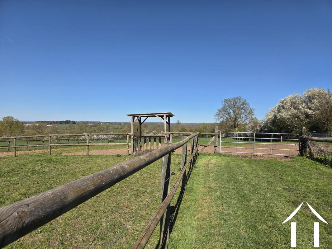 Paardenboerderij te koop maillet, auvergne, AP030071080 Afbeelding - 9