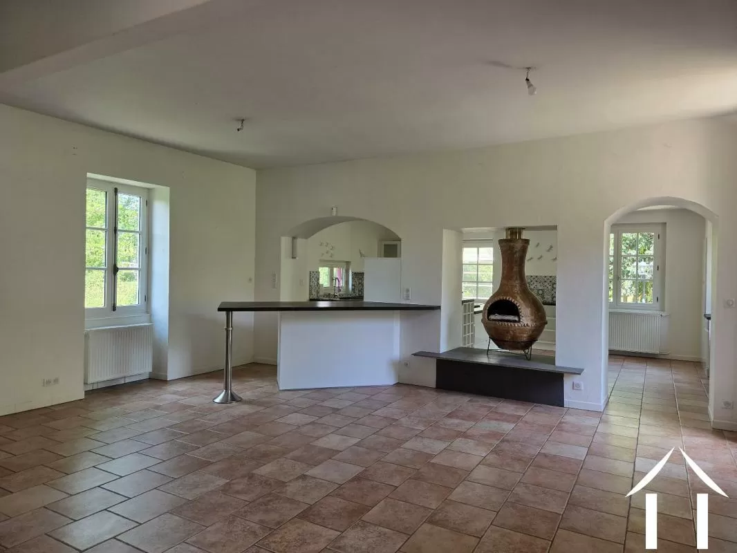 Woonhuis te koop ainay le chateau, auvergne, AP030071108 Afbeelding - 3