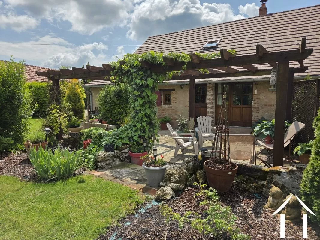 Woonboerderij te koop cindre, auvergne, AP030071115 Afbeelding - 6