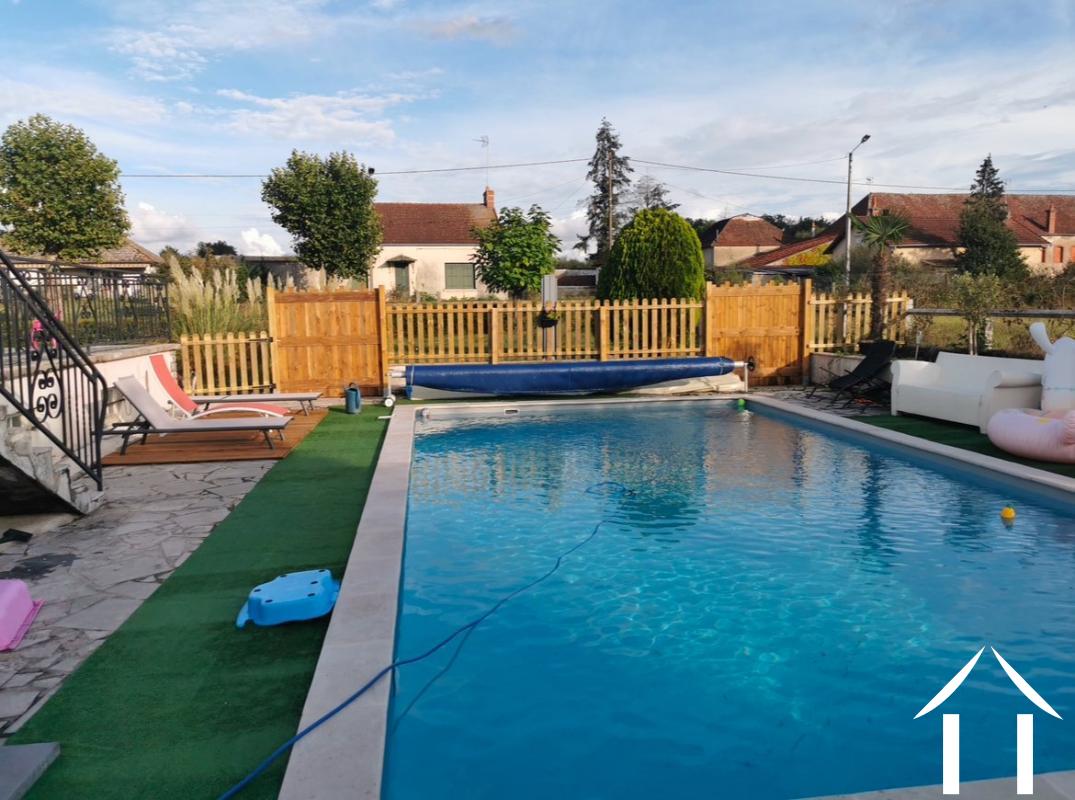 Woonhuis te koop lurcy levis, auvergne, AP030071139 Afbeelding - 6