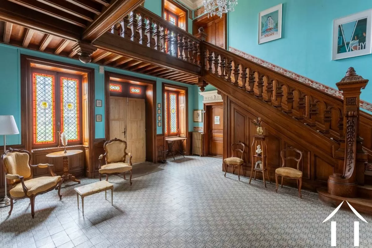 Kasteel te koop st priest bramefant, auvergne, AP030071145 Afbeelding - 3