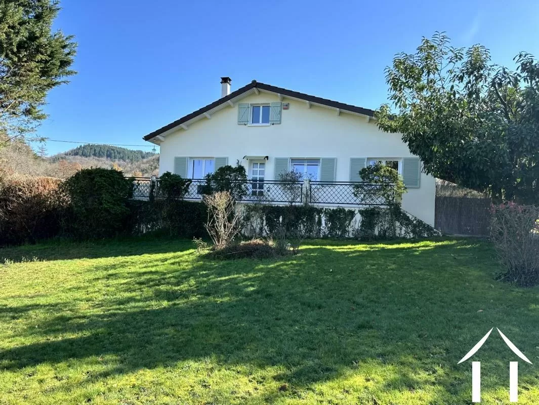 Woonhuis te koop mariol, auvergne, AP030071159 Afbeelding - 1