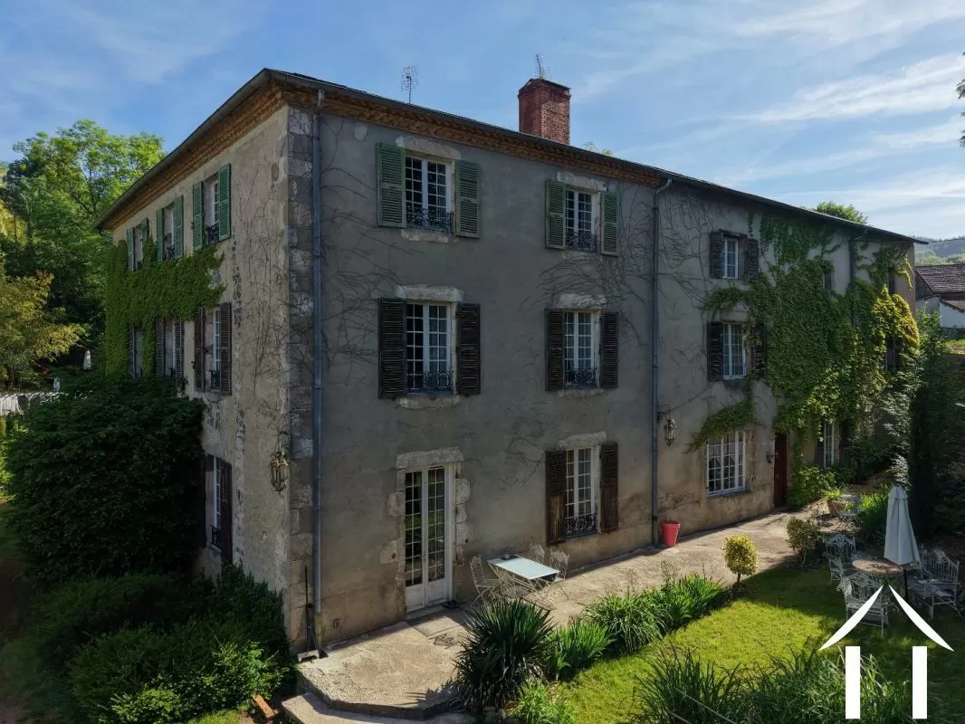 Woonhuis te koop ferrieres sur sichon, auvergne, AP030071162 Afbeelding - 1