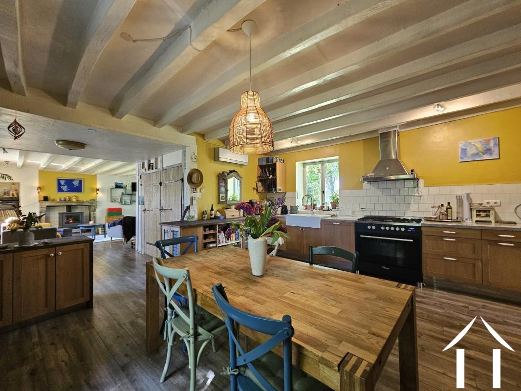 Woonboerderij te koop theneuille, auvergne, AP030071166 Afbeelding - 3