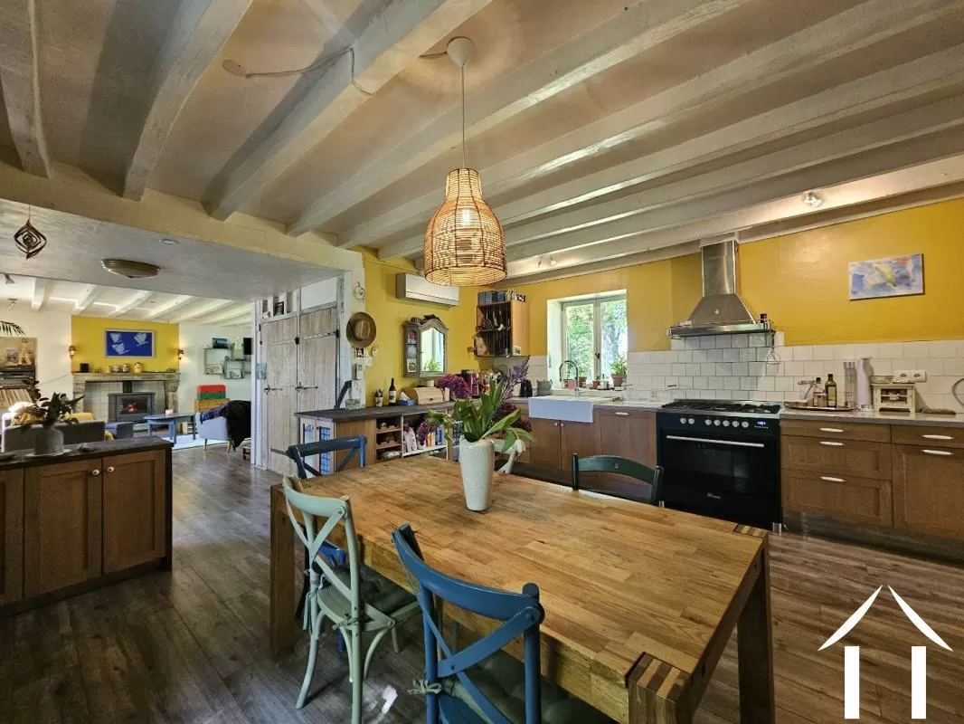 Woonboerderij te koop theneuille, auvergne, AP030071166 Afbeelding - 3