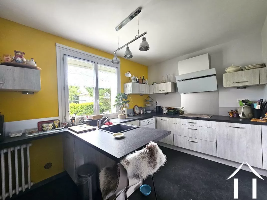 Woonhuis te koop quinssaines, auvergne, AP030071172 Afbeelding - 4