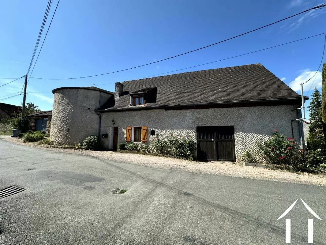 Woonhuis te koop cusset, auvergne, AP030071188 Afbeelding - 1